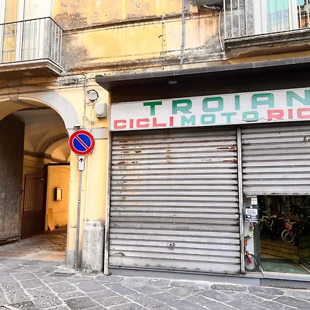 Storica Dimora Con Affreschi Vanvitelliani Apartment