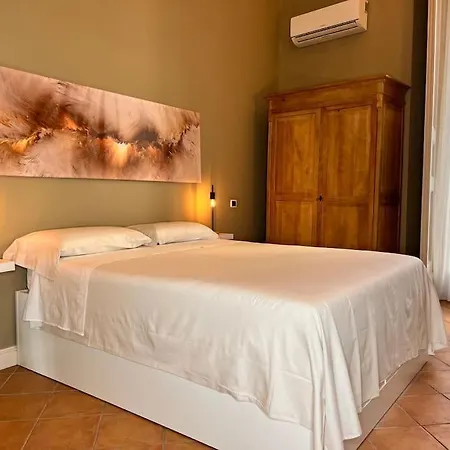Apartment Storica Dimora Con Affreschi Vanvitelliani