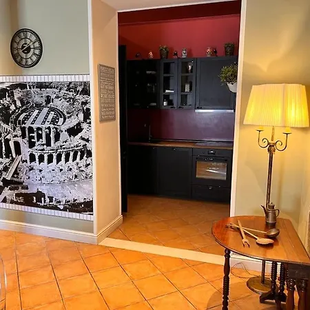 Apartment Storica Dimora Con Affreschi Vanvitelliani *