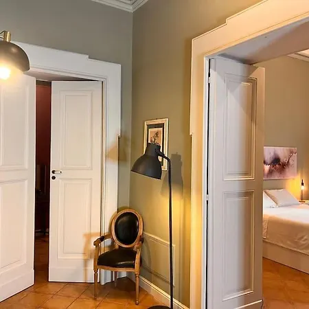 Storica Dimora Con Affreschi Vanvitelliani Apartment
